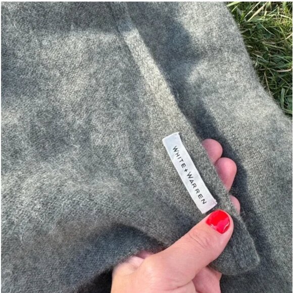 White + Warren Cashmere Travel Wrap - Sage Green - Picture 2 of 2